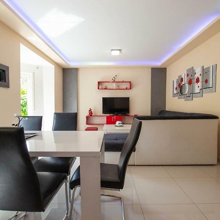 Jela Apartment 7 Пула Екстериор снимка